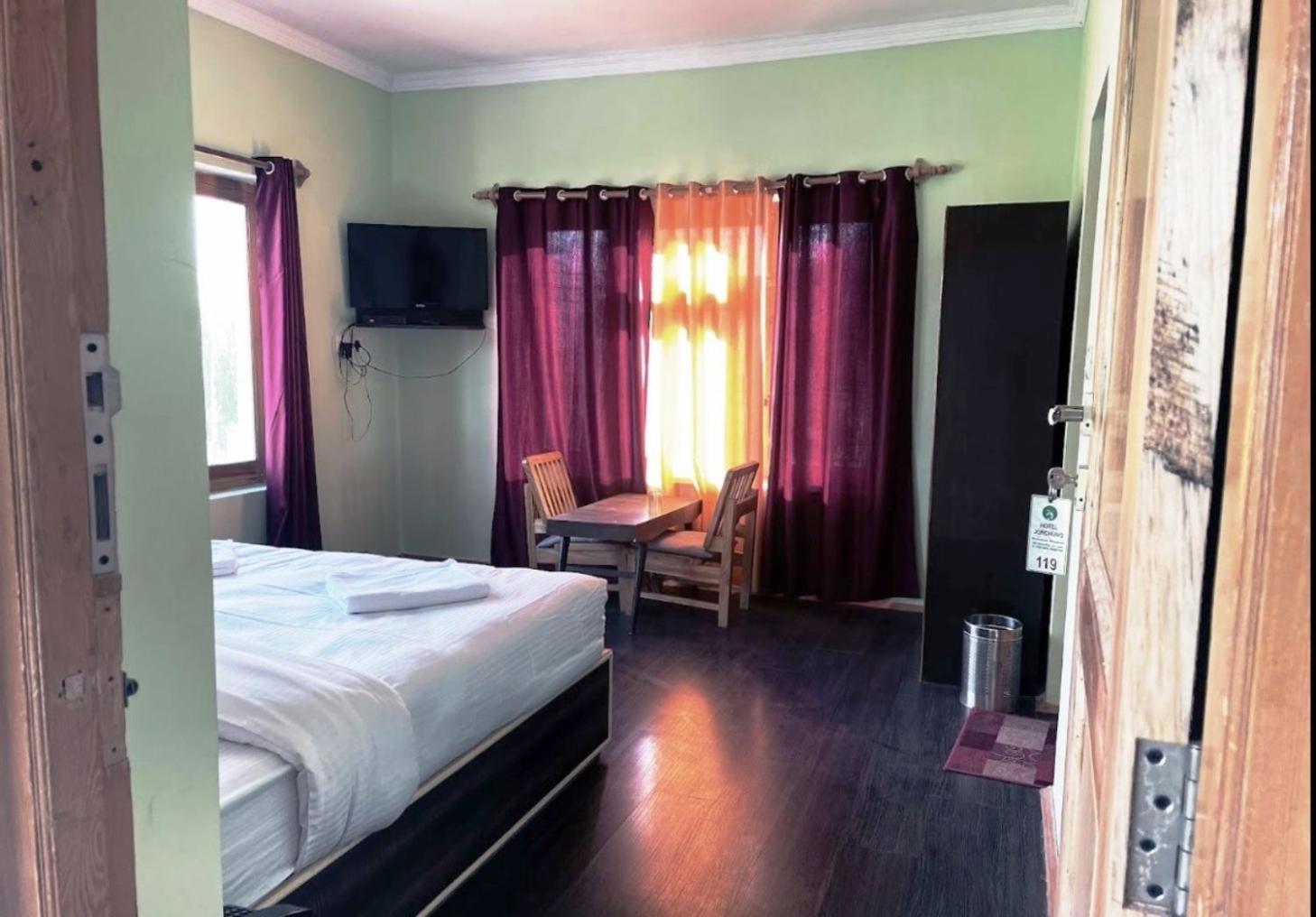 Tih Hotel Jorchung Leh Eksteriør billede