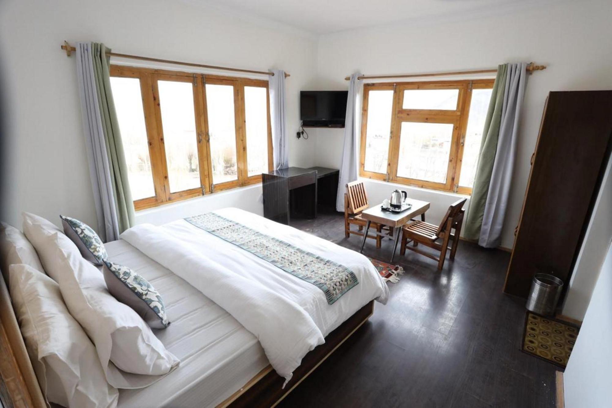Tih Hotel Jorchung Leh Eksteriør billede